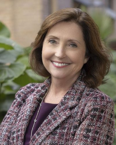 Suzanne-Scott-LoRes-1N1A7679-sq